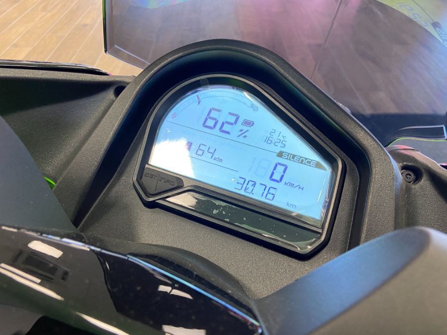 SILENCE S01 - CONNECTED 5.6 kWh Autonomie 133km WMTC
