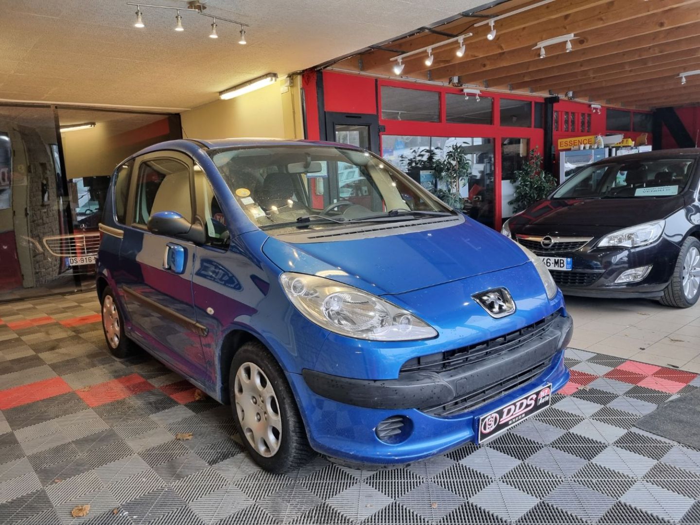 PEUGEOT 1007 - 1.4 HDI SPORTY DISTRI NEUVE CLIM CT OK