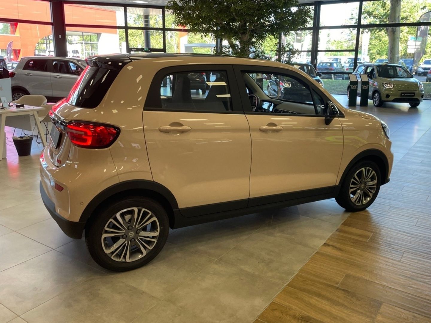 LEAPMOTOR T03 - LUXURY