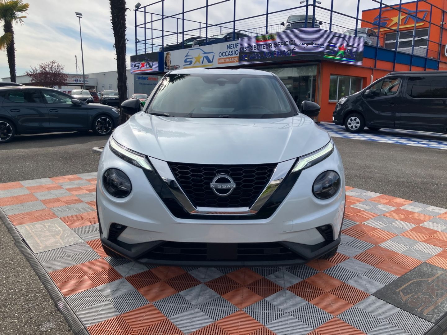 NISSAN JUKE - 1.0 DIG-T 114 DCT N-CONNECTA Caméra Keyless Pack Hiver