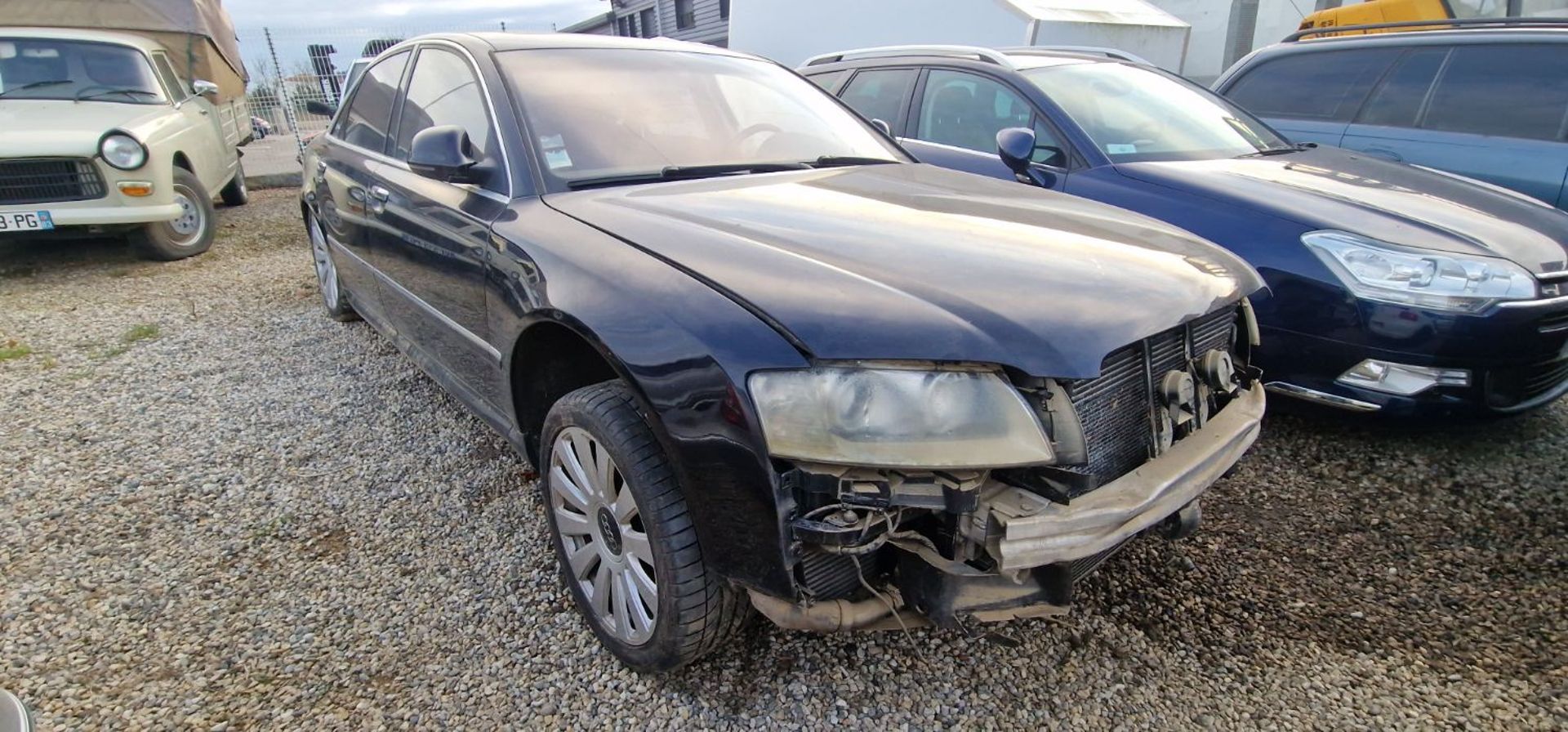 AUDI A8 - A8 4.2 L V8 TDI QUATTRO 227 cv POUR PIECES