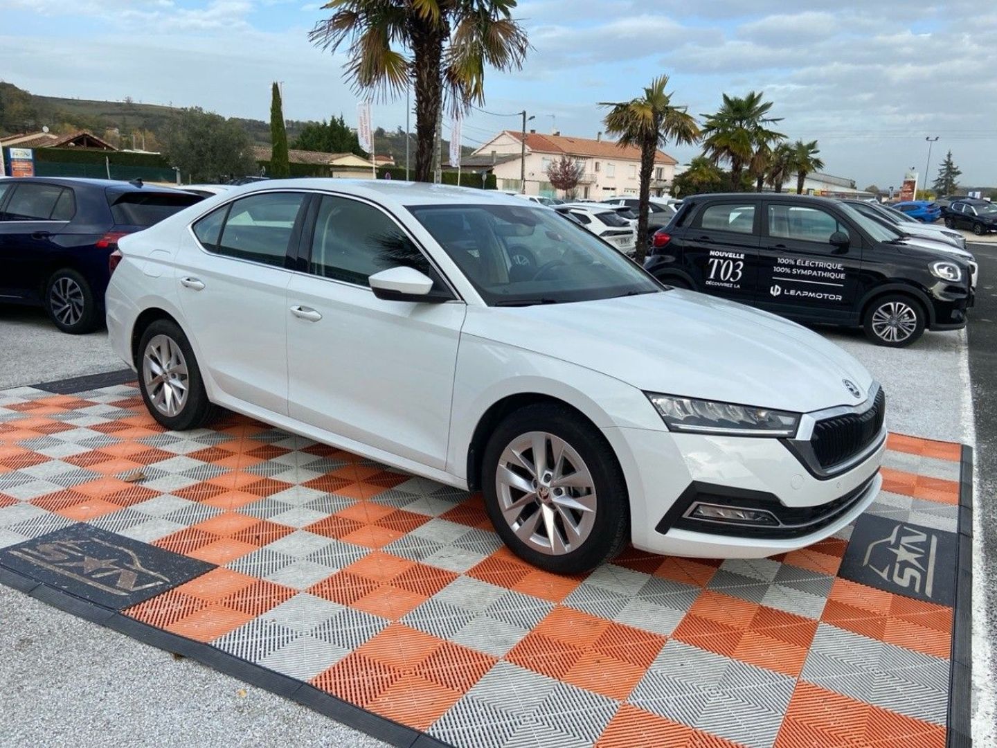 SKODA OCTAVIA - 2.0 TDI 115 BV6 SELECTION Caméra JA 17"