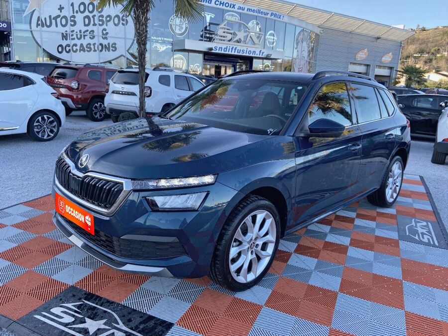 SKODA KAMIQ - 1.5 TSI 150 DSG7 SPORT GPS Toit Pano Caméra JA 18"