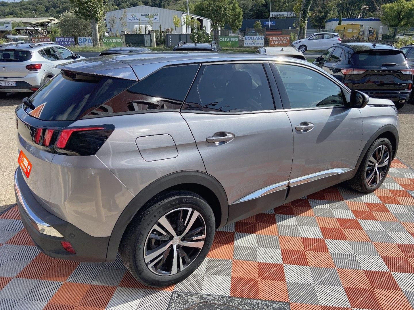PEUGEOT 3008 - PureTech 130 BV6 Allure