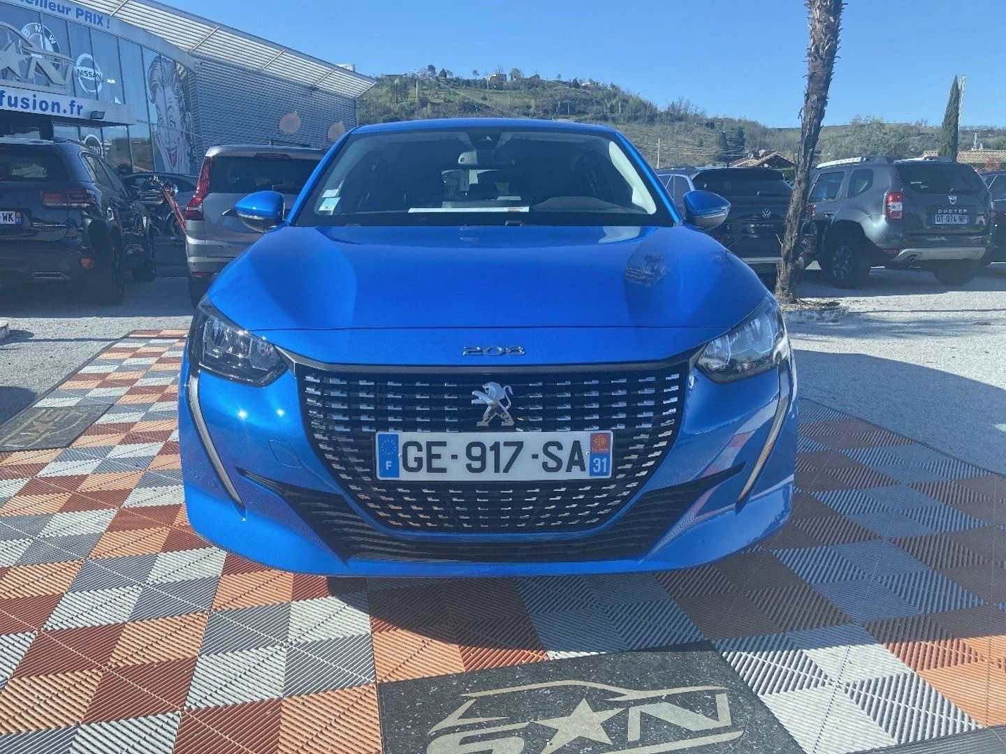 PEUGEOT 208 - PureTech 100 BV6 ALLURE Caméra
