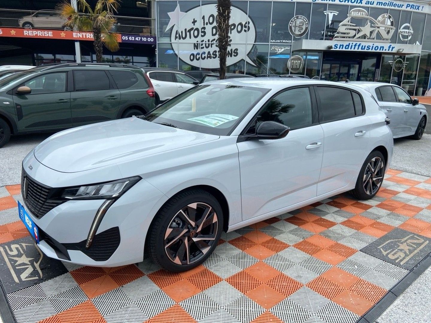 PEUGEOT 308 - BlueHDi 130 EAT8 ALLURE PACK VISION 360° & ACCES