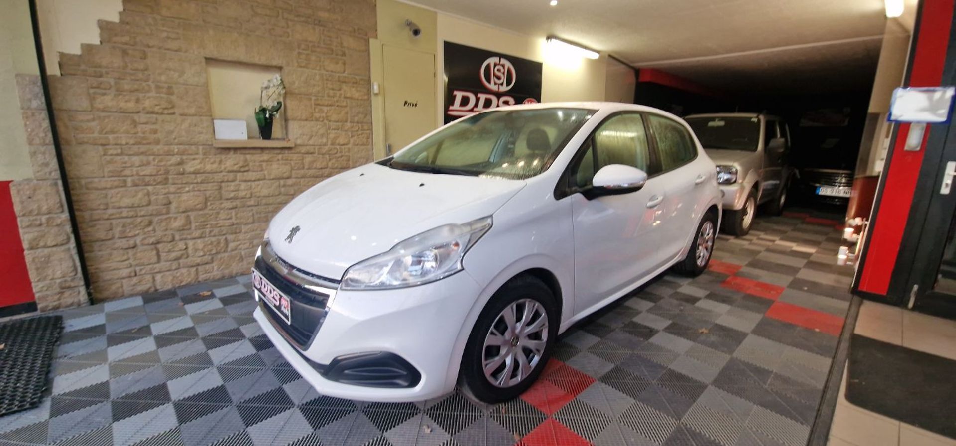 PEUGEOT 208 1.6 HDI 75 CLIM REGULATEUR