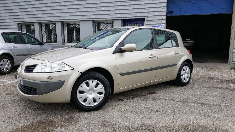 RENAULT MEGANE II PHASE 2 - 1.5 DCI 130 CV CONFORT DYNAMIQUE BVM