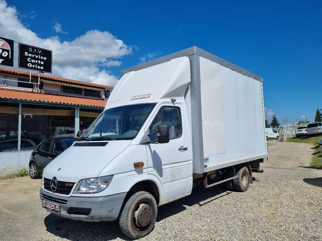 MERCEDES-BENZ SPRINTER CAISSE HAYON CLIM 130 CV CT OK