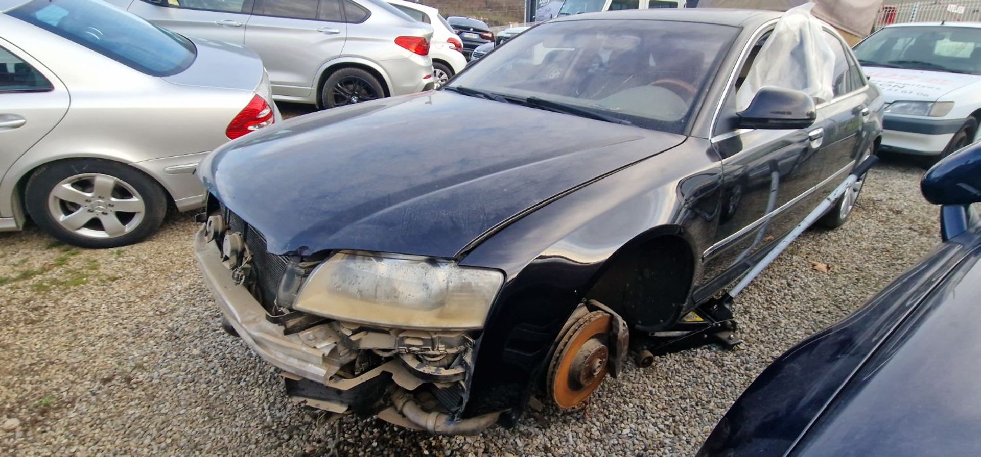 AUDI A8 - A8 4.2 L V8 TDI QUATTRO 227 cv POUR PIECES