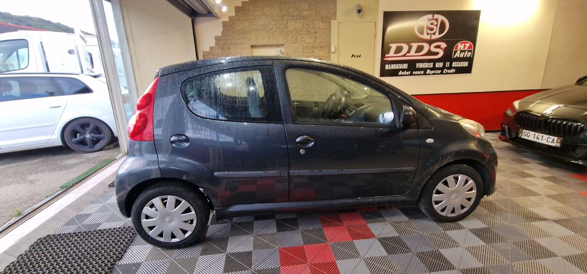 PEUGEOT 107 - BOITE AUTO