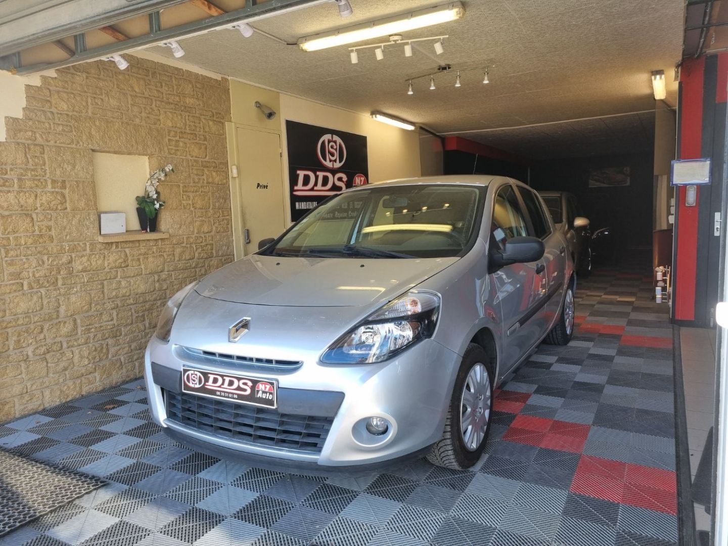 RENAULT CLIO III 1.5 dCi 90 CV REGULATEUR CLIM DISTRI NEUVE