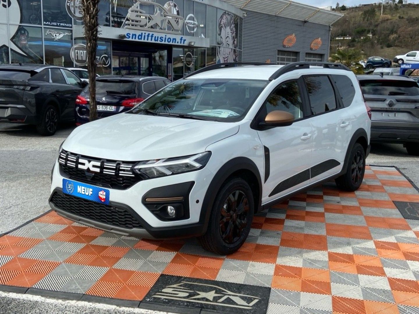 DACIA JOGGER ECO-G 100 SL EXTREME + PACK NAVIGATION & CONFORT 7PL