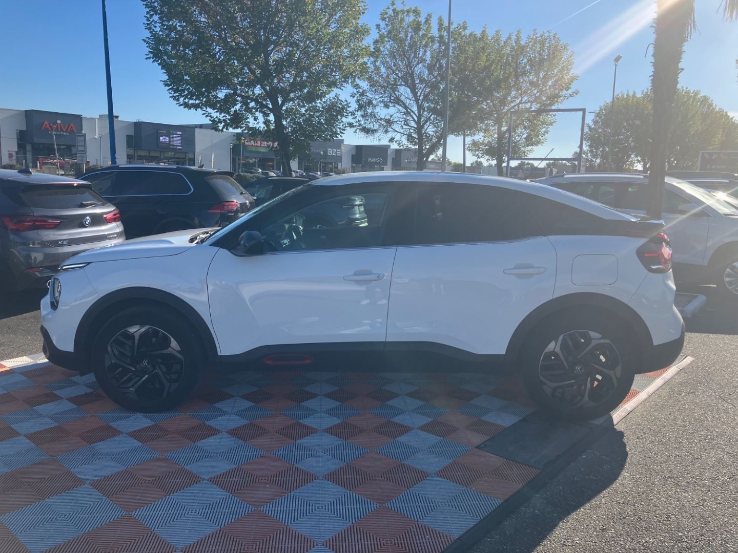 CITROEN C4 NEW PureTech 130 EAT8 FEEL PACK GPS ADML JA 18 Pack Red