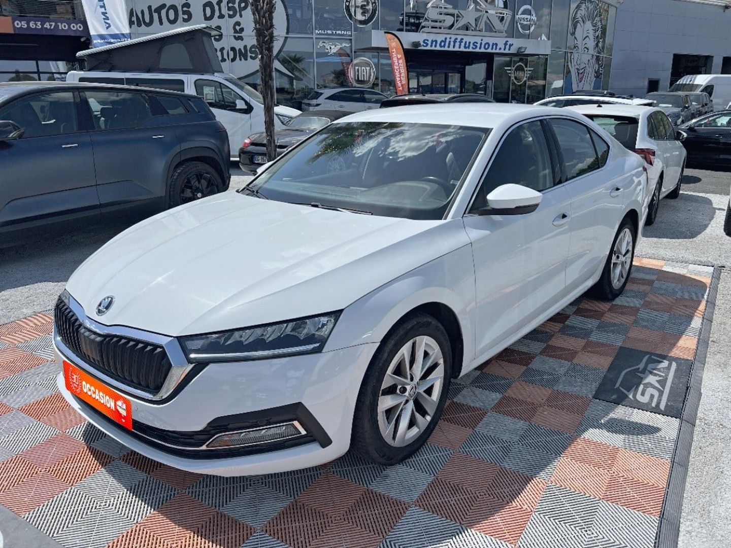 SKODA OCTAVIA - 2.0 TDI 115 BV6 SELECTION Caméra JA 17"