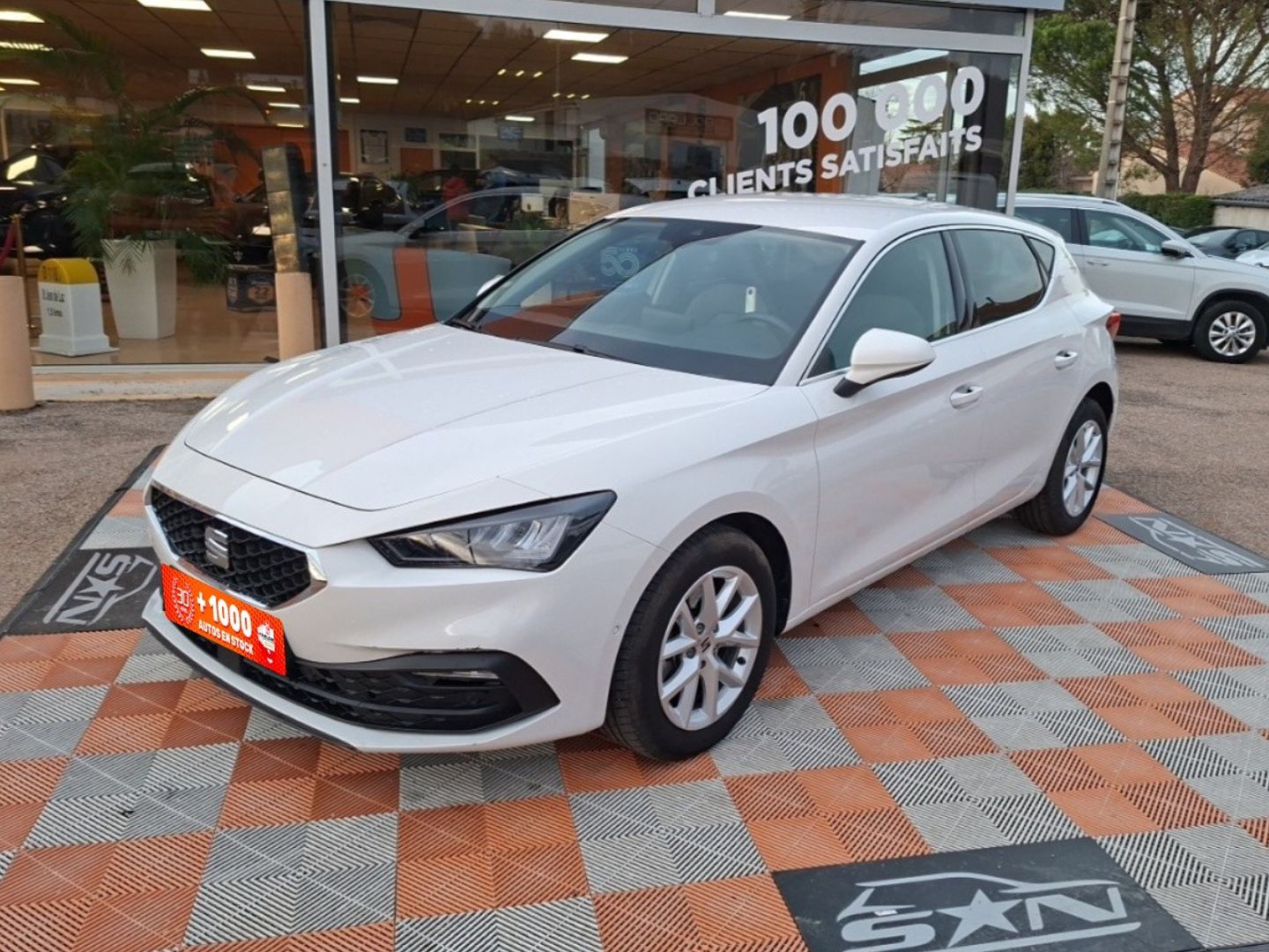 SEAT LEON - 2.0 TDI 115 BV6 STYLE XL Caméra