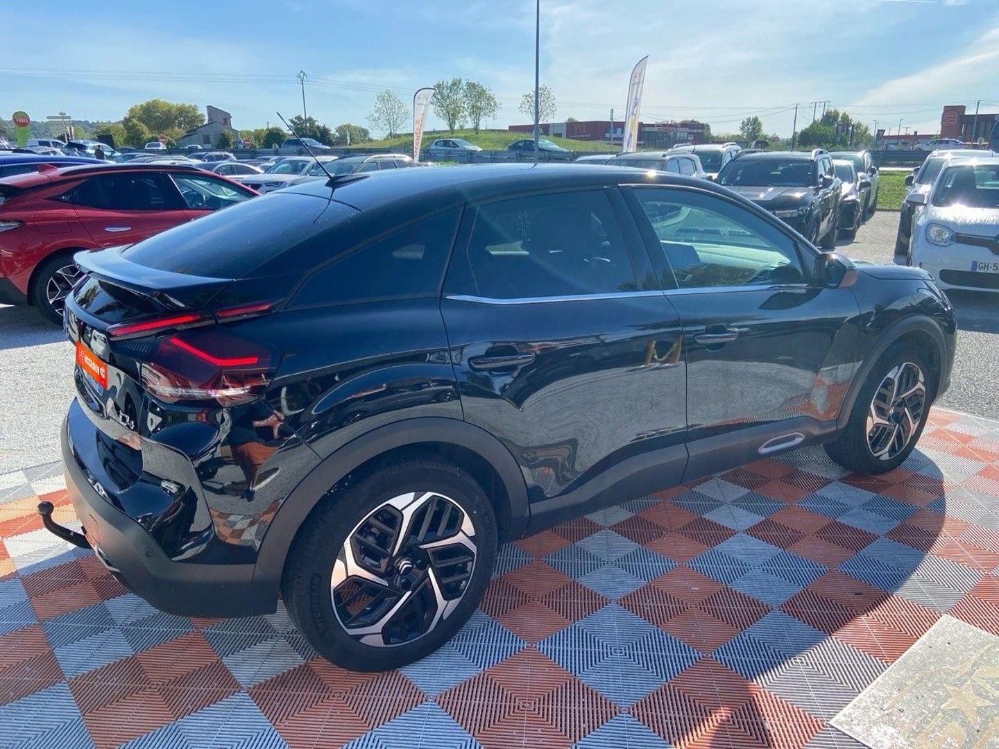 CITROEN C4 - 1.2 PURETECH 130 EAT8 SHINE 1 ère main