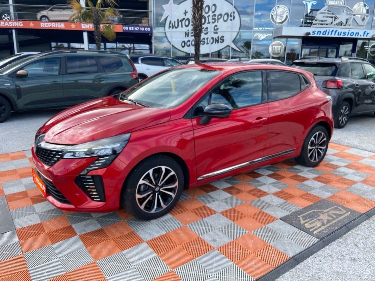 RENAULT CLIO V TCe 90 BV6 TECHNO GPS Caméra 360° Induction