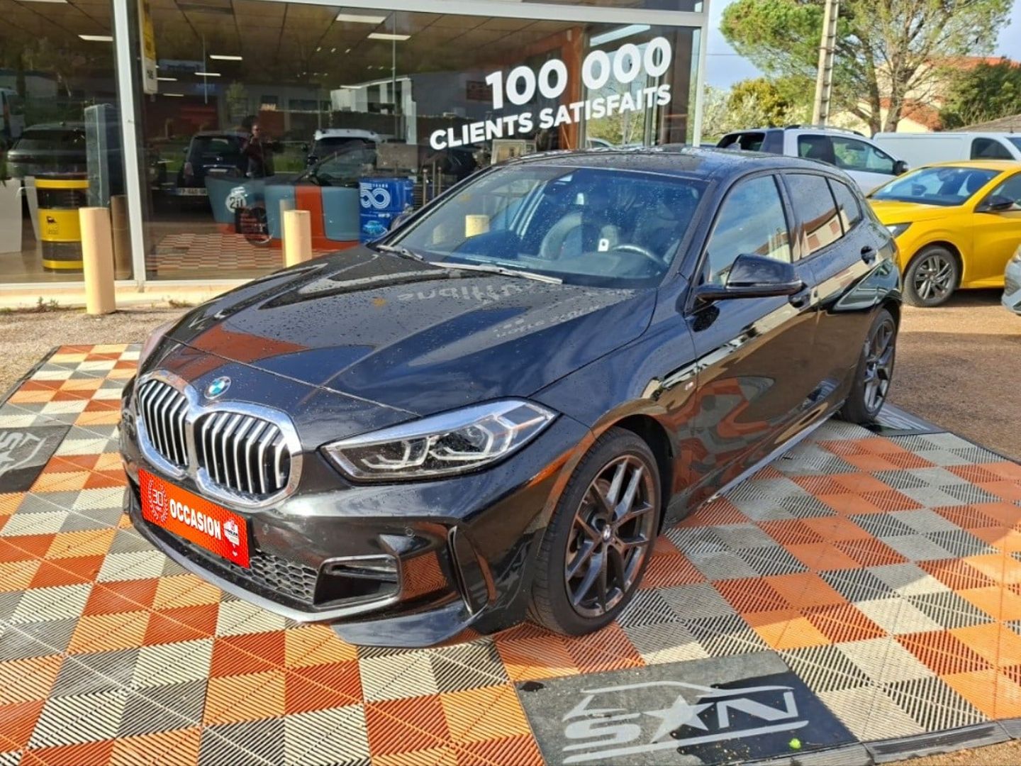 BMW SERIE 1 - 118iA 136 DKG7 M SPORT GPS Pro Caméra JA 18" Keyless