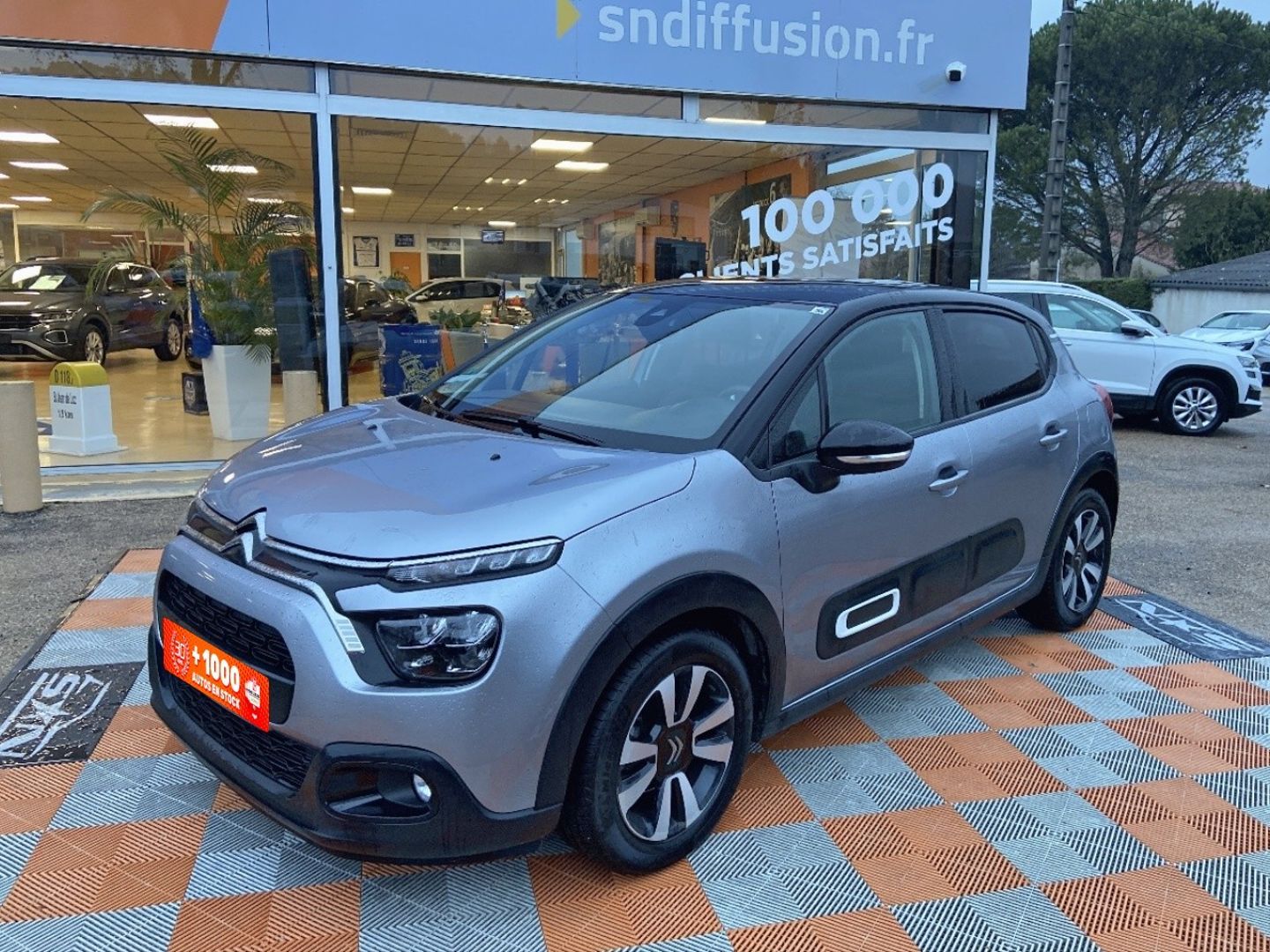 CITROEN C3 PureTech 83 MAX Toit Noir JA 16"