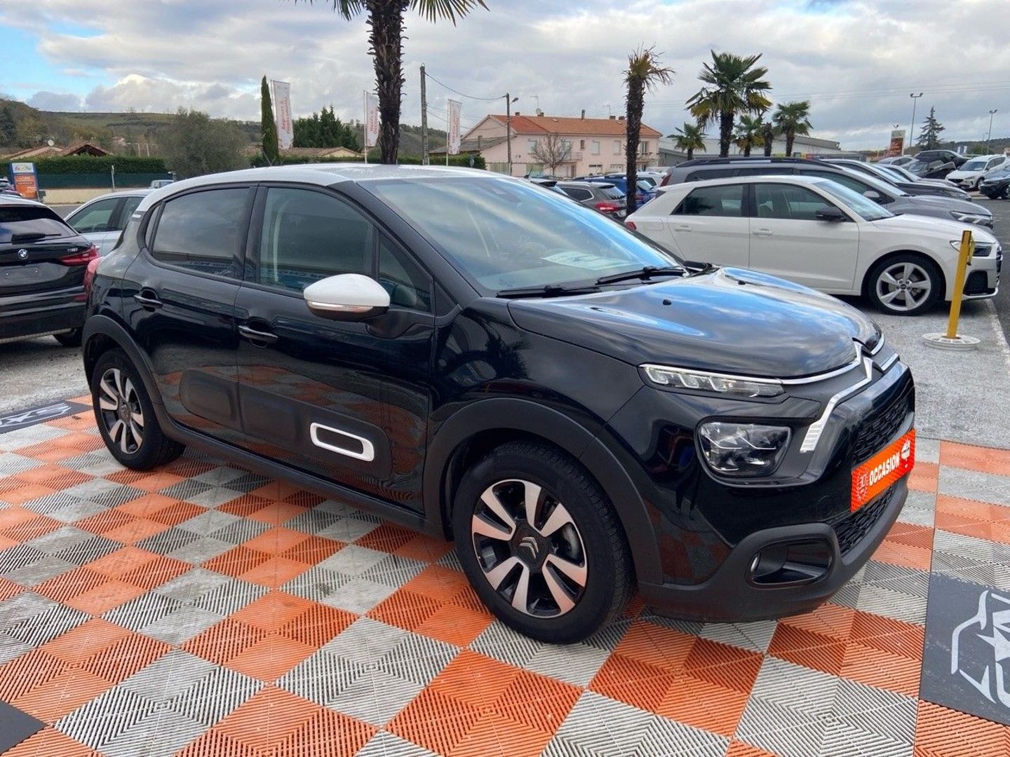 CITROEN C3 - PureTech 83 MAX Toit Blanc JA 16"