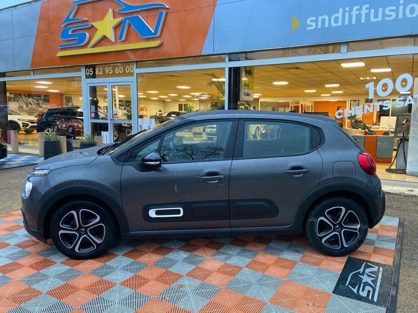 CITROEN C3 - BlueHDi 100 BV6 PLUS