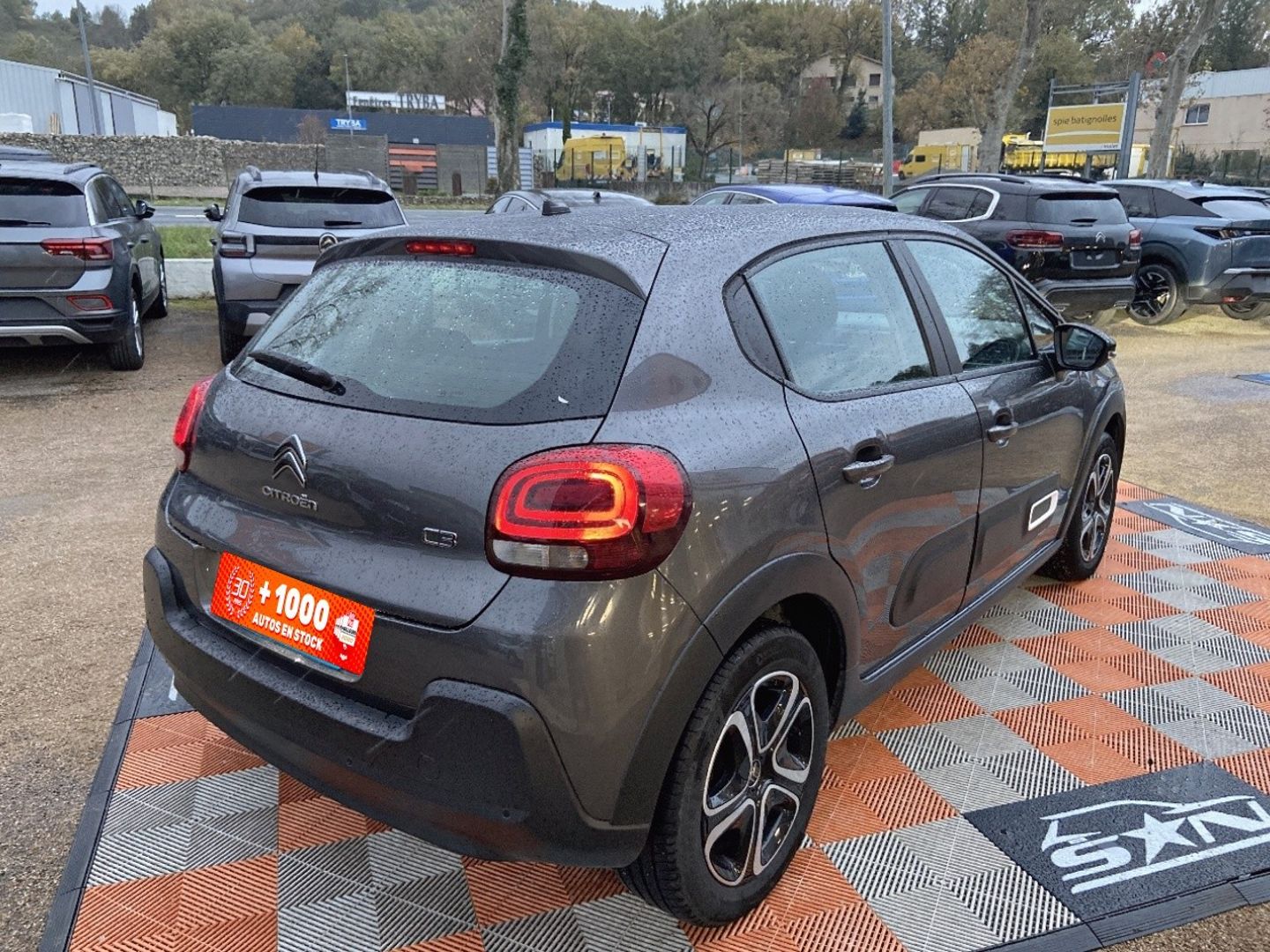 CITROEN C3 - BlueHDi 100 BV6 PLUS